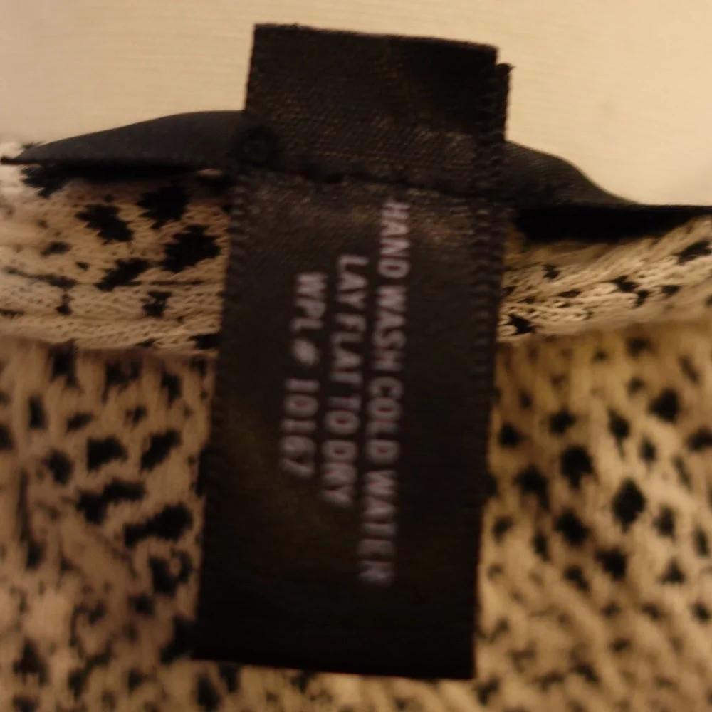 Bloomingdale's Aqua Sleeveless Black/Cream Print  Dress - Picture 8 of 8